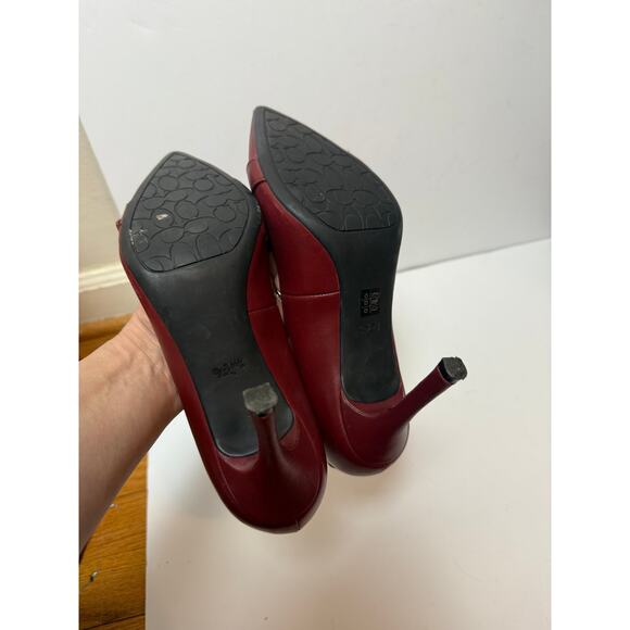 Coach Red Varick Pump Sz. 38.5 (US 7.5) - Picture 6 of 8